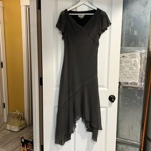 Beautiful silk-poly dress, size 10. Flows beautifully!